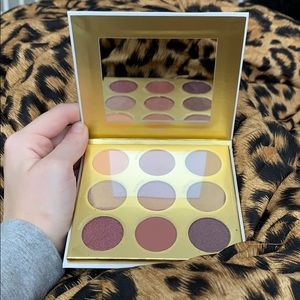 PUR Be You’re Selfie Eyeshadow Palette